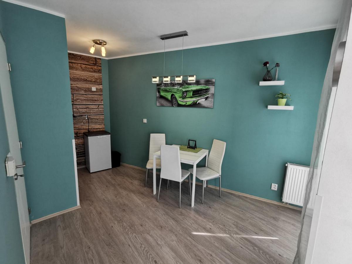 Apartman Mustang Klinovec Лоучна-под-Клиновцем Экстерьер фото