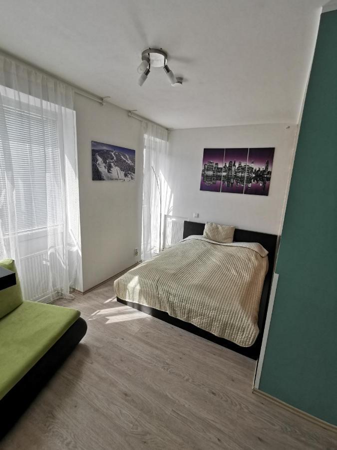 Apartman Mustang Klinovec Лоучна-под-Клиновцем Экстерьер фото